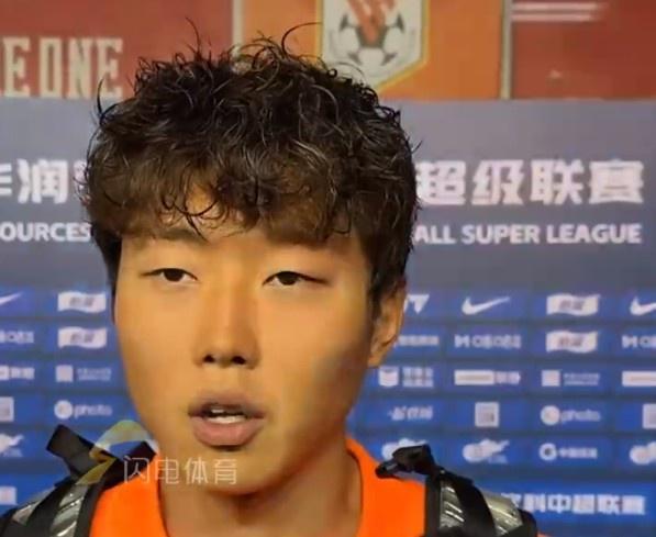 高准翼：韩导布置尽量不要让他们从中路出球，我们反击效率挺高